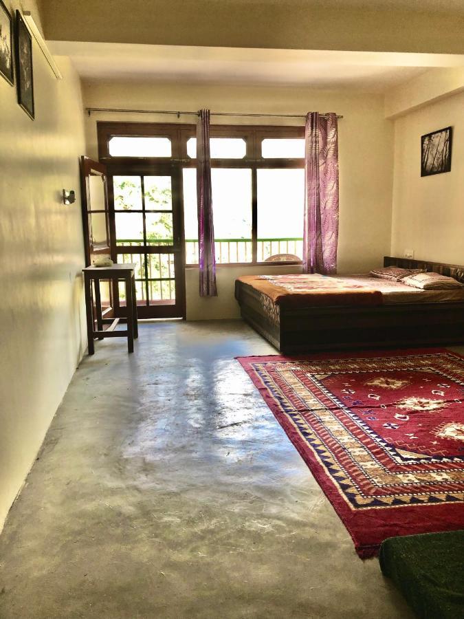 Amidst Home Stay Dharamshala Dış mekan fotoğraf