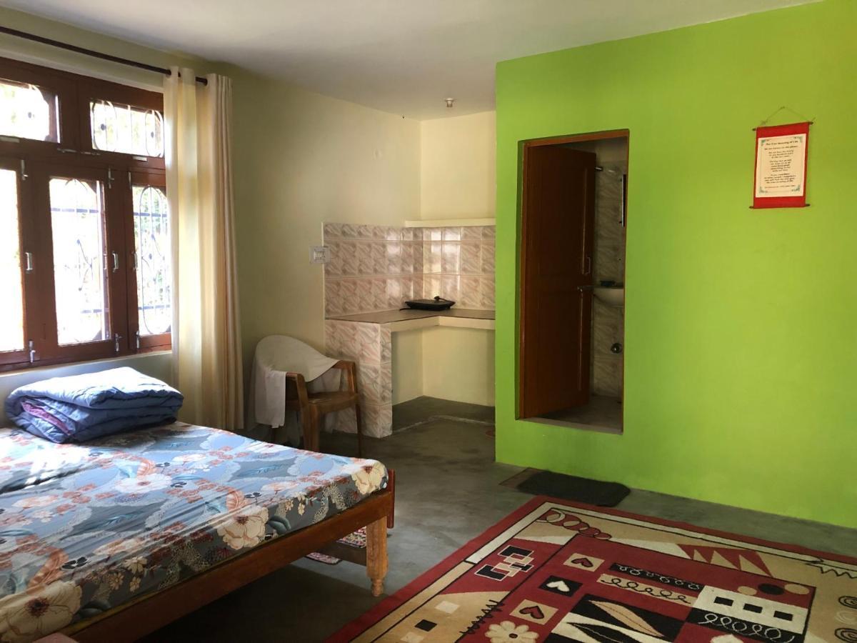 Amidst Home Stay Dharamshala Dış mekan fotoğraf