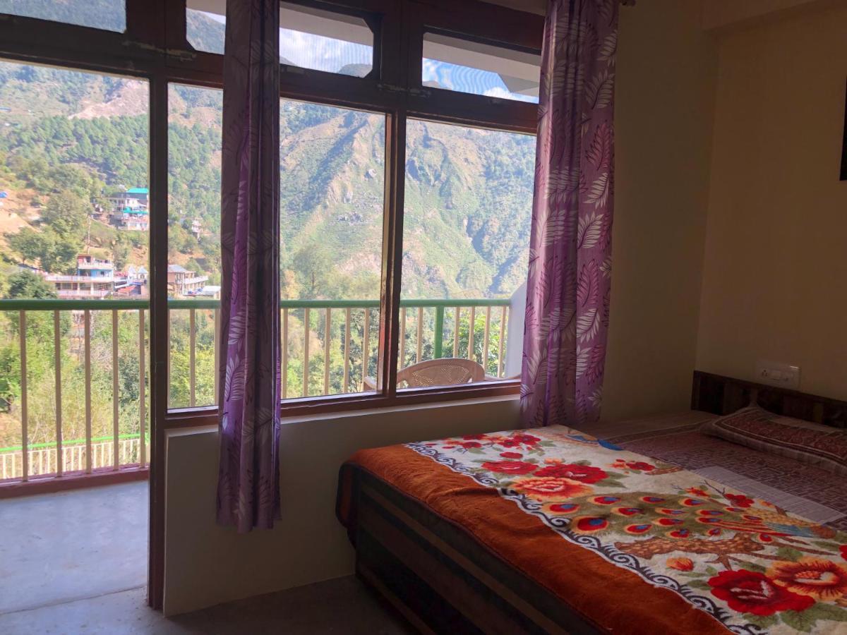 Amidst Home Stay Dharamshala Dış mekan fotoğraf